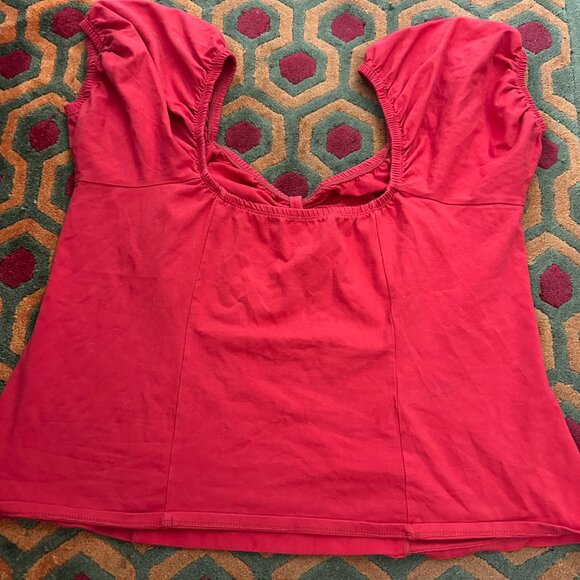 Powder Puff Top Red 4x Vixen by Micheline Pitt - Picture 4 of 4